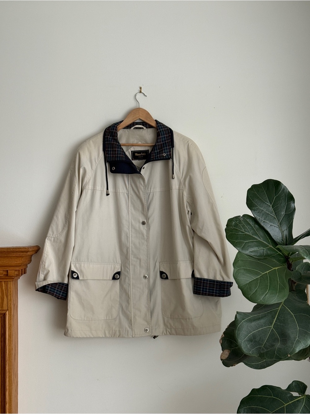 Vintage 90’s Mona Lisa cream field jacket